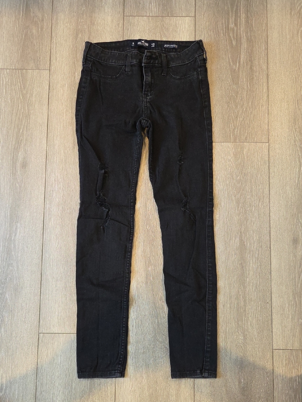 Hollister Black Skinny Jeans with Distress Detail - Size 1R